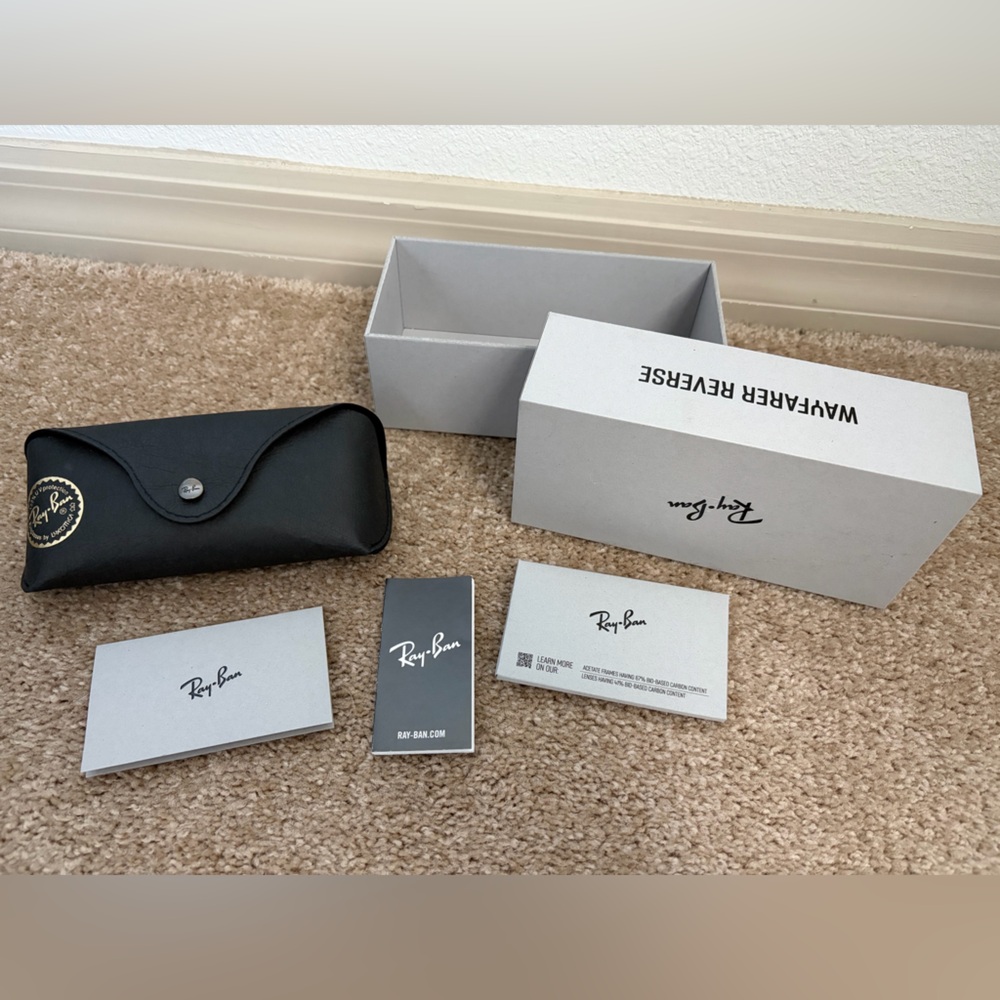Ray-Ban Wayfarer Reverse RBR0502S - Picture 10 of 12